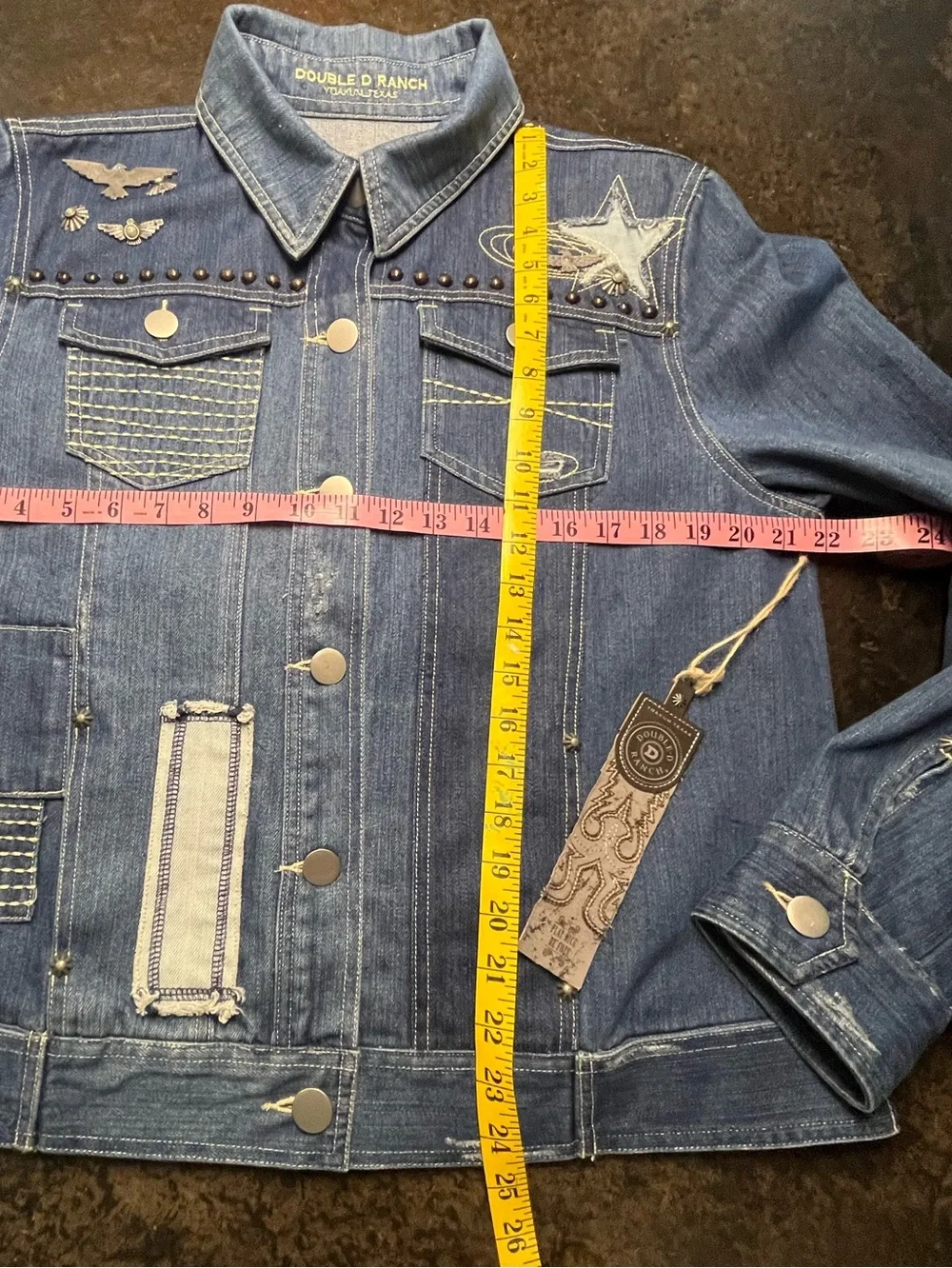 NWT Double D Ranch denim jacket with studs, turquoise charms, and patches, XL - Picture 4 of 12